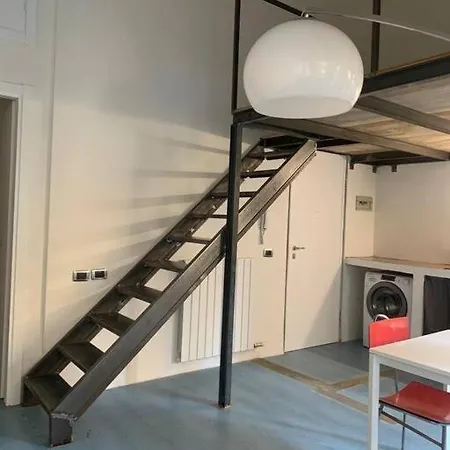Appartement Ven79 Loreto - Duomo - Near To The Central Station - Milaan